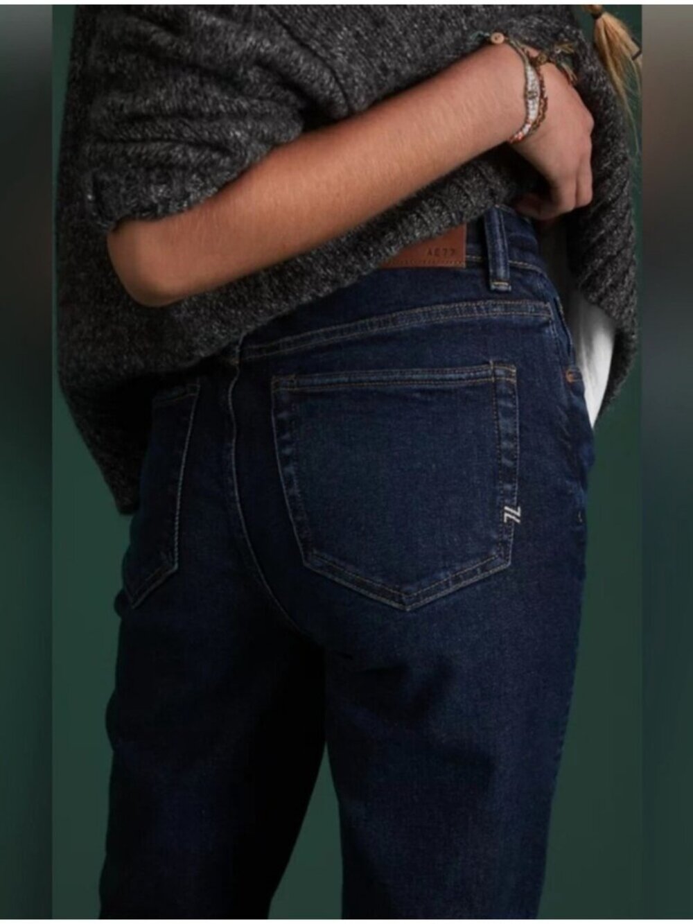 American Eagle AE77 Premium Mom Jeans Organic Cotton Dark Wash